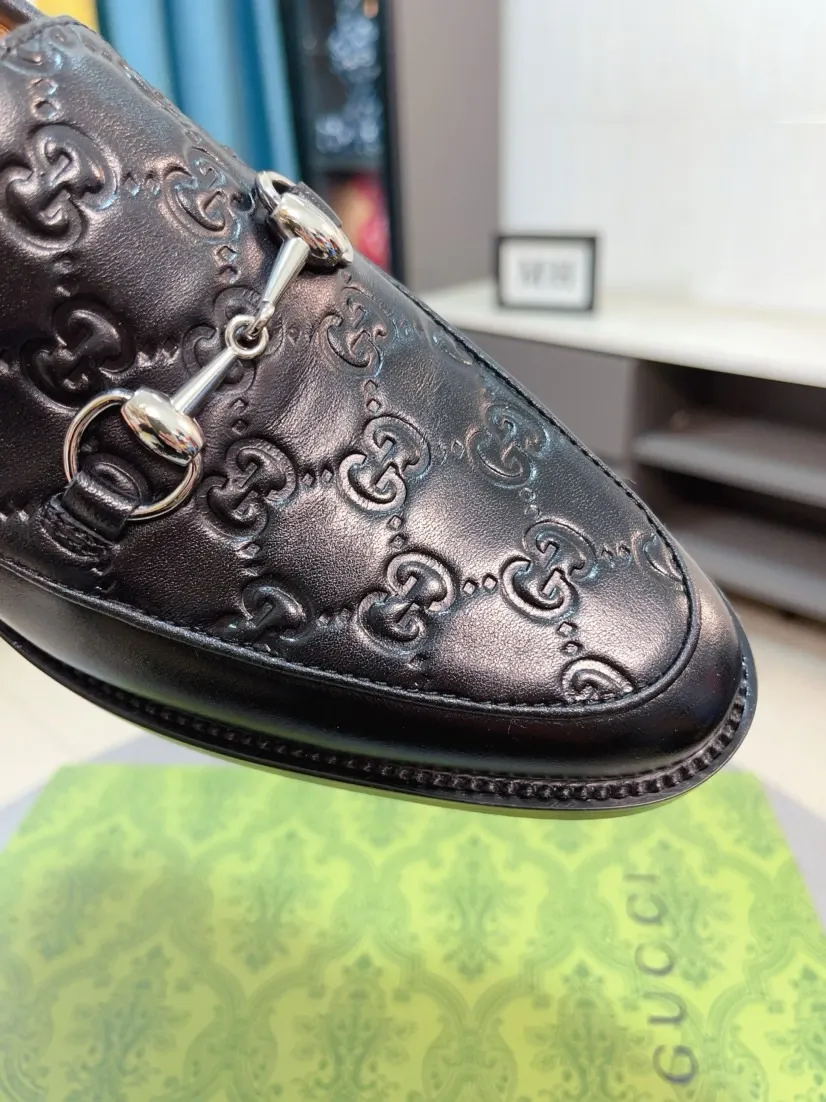 Men's Men's Shoes 💰520🌹🌹【GUCCI】The most popular classic Gucci leather shoes. Synchronized with the official website, the upper is made of Italian first-layer cowhide ➕cowhide lining, with unique brand and unique craftsmanship. Highlighting the hot style of the new year. Stop hesitating, stop wandering, get it now. Number: 38--44